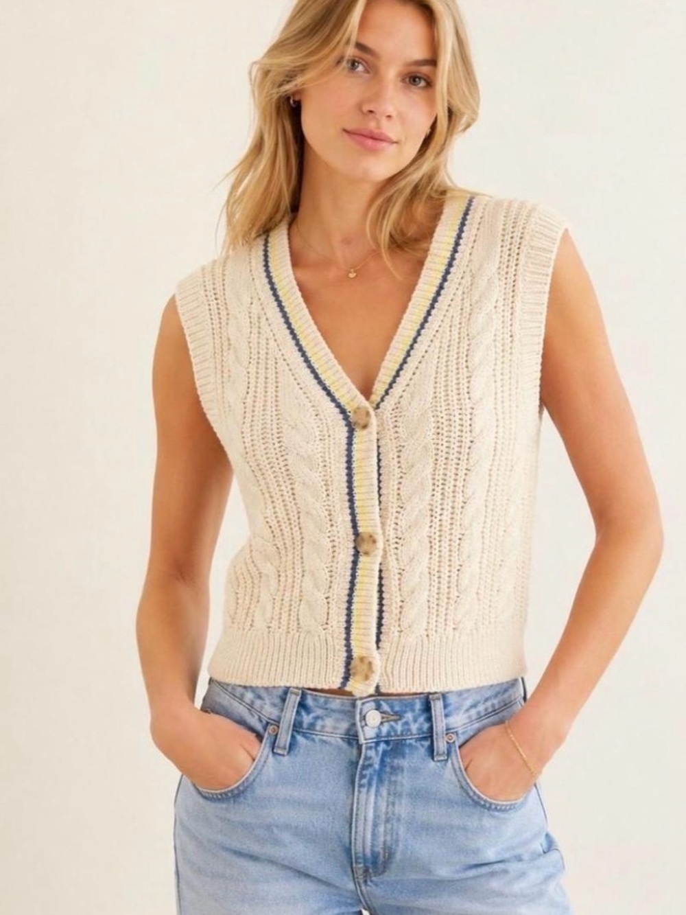 American Eagle Cable Knot Sweater Vest, Size Small